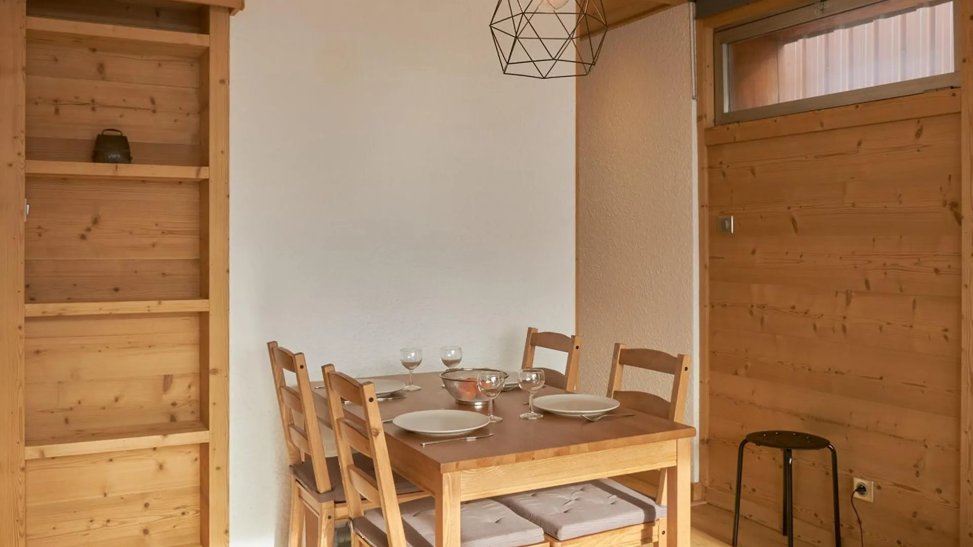 Grand Studio Renove Au Pied Des Pistes - Fr-1-546-39 Les Deux Alpes 0*,  France